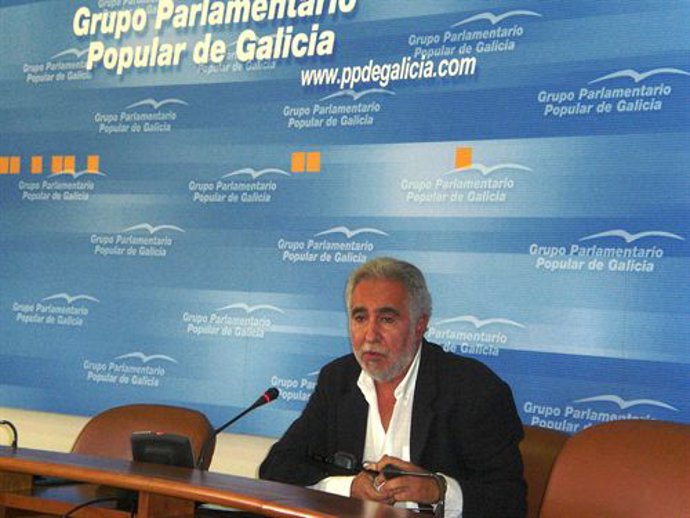 Miguel Santalices, diputado del PPdeG
