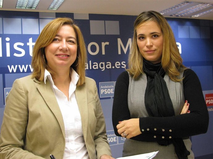 La secretaria de Política Institucional del PSOE malagueño, Susana Radío, y la p