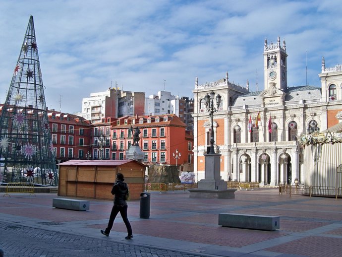 Decoración navideña en la plaza Mayor de Valladolid
