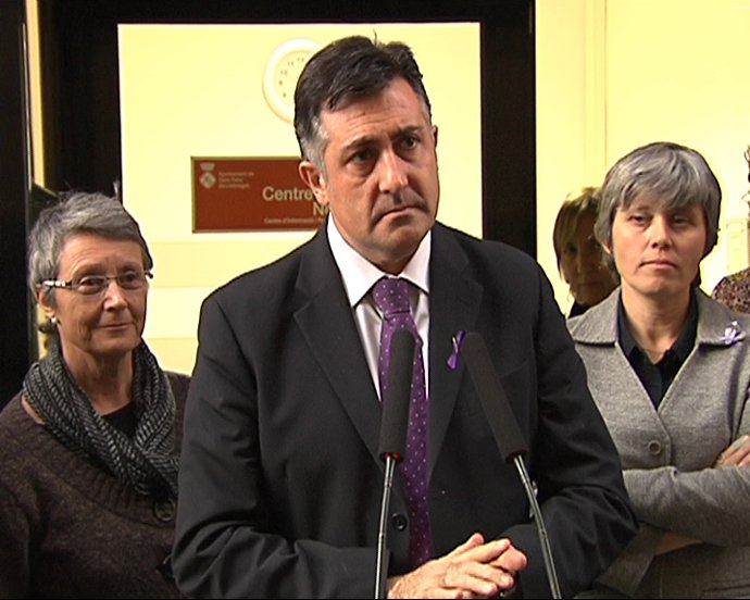 Puigcercós da apoyo total a los bomberos