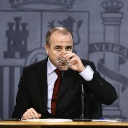 Miguel Sebastian en el Consejo de Ministros