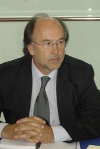 Rabanal da la "bienvenida" a las medidas anunciadas por Zapatero