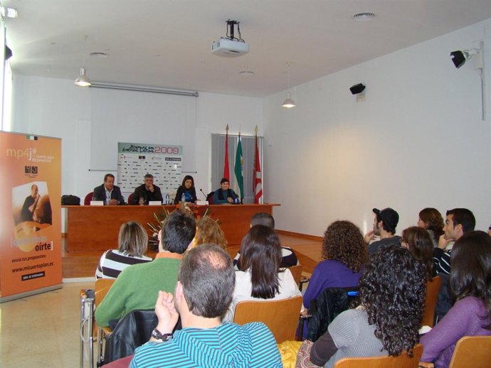 Más De Cincuenta Organizaciones Se Reúnen Hoy En Badajoz