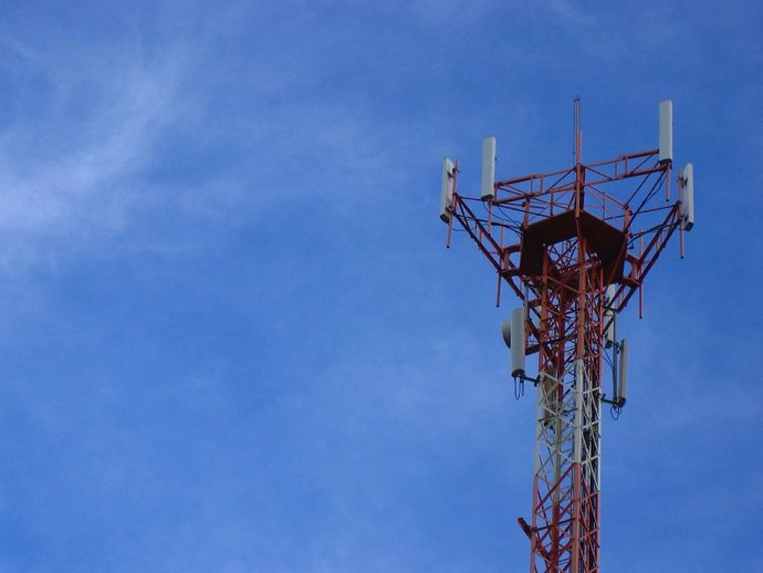 Antena de telefonía móvil