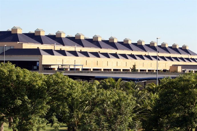 Instalaciones del aeropuerto de San Pablo, en Sevilla.