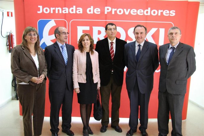 Encuentro de Eroski con 150 proveedores en Sevilla