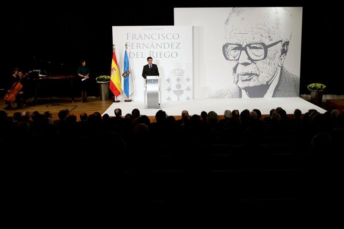 alberto nunez feijoo preside o acto institucional de homenaxe a francisco fernan