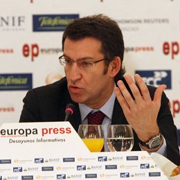 El presidente del PPdeG, Alberto Núñez Feijoo, en desayunos de EP