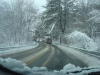 La nieve deja atrapados a conductores en las cuatro provincias gallegas y causa algunos accidentes