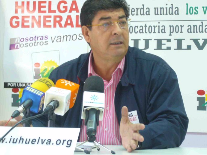 Diego Valderas, en rueda de prensa