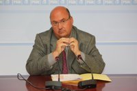 Molina pide a Cospedal que rectifique por decir que lo ocurrido en el Ayuntamiento de Ciudad Real era un "montaje"