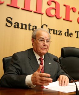 PARO VALORACIÓN: LA BAJADA DEL PARO ES UN GRAN RESPIRO PARA LA ECONOMÍA CANARIA.