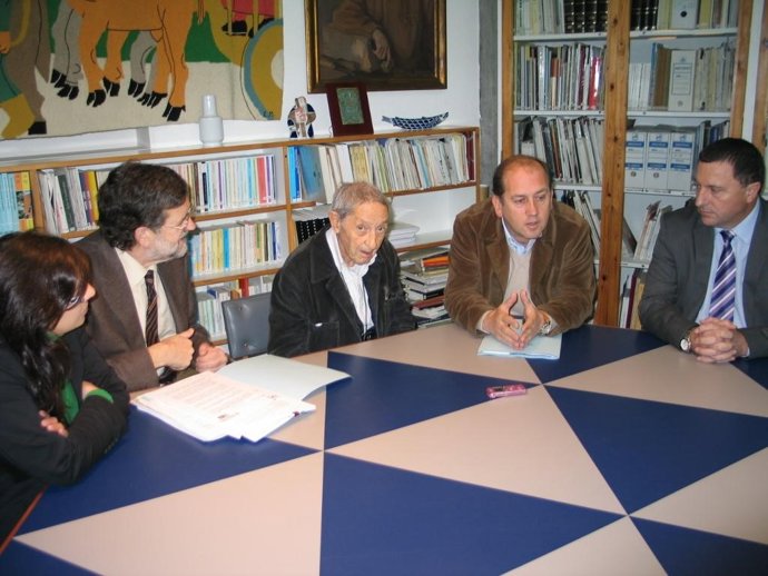 Reunión para declarar Bien de Interés Cultural el Museo Carlos Maside