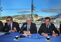 Barreda cree que quitar prestaciones sociales es "un problema muy grave" y aboga por mantener las "fundamentales"