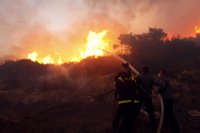 España envía cuatro aviones apagafuegos a Israel