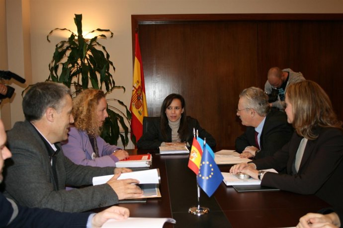 Un momento de la reunión de esta mañana.