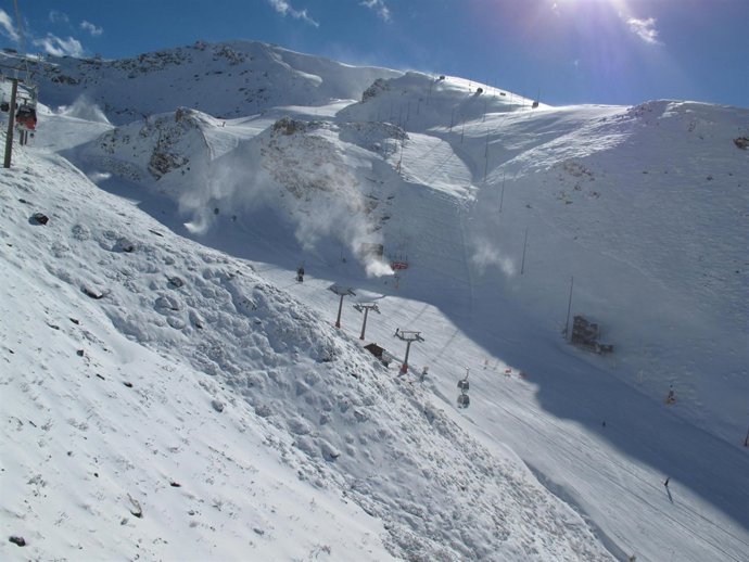 La pista del río, en Sierra Nevada.