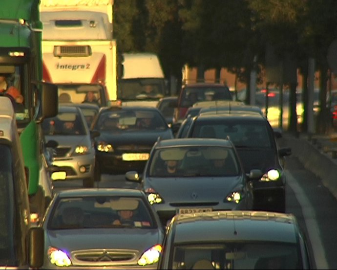 Tráfico intenso con retenciones en Barcelona