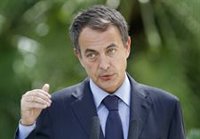 Zapatero informa a Rajoy de los motivos del "estado de alarma"