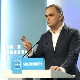 Esteban González Pons en rueda de prensa