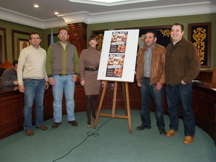 Presentación de en Maro de la verbena de la Inmaculada.