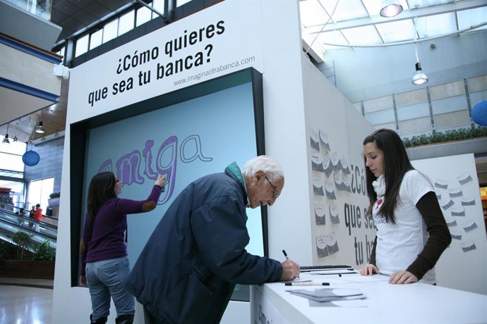 Imagen de la campaña en Santander 