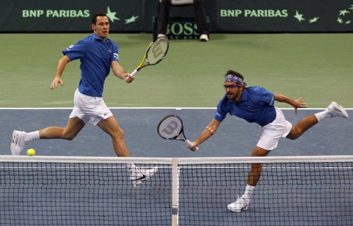 Llodra y Clement ganan en la Copa Davis