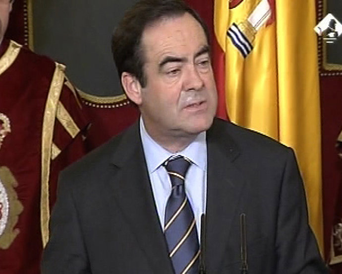 Bono critica a los controladores 