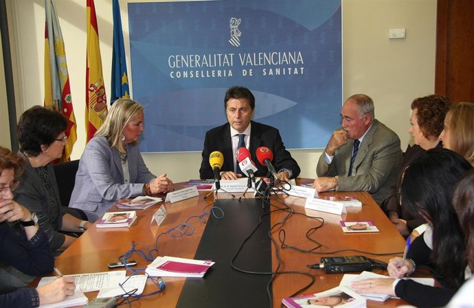 Manuel Cervera en rueda de prensa