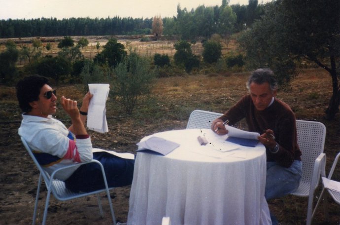 El escritor Reinaldo Arenas y el pintor Jorge Camacho en Almonte (Huelva)