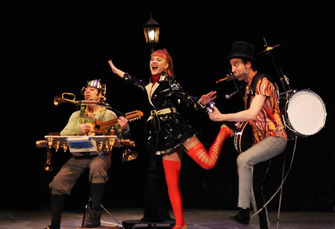 'Absurdo ma non troppo' de la compañía 'Teatro de malta'