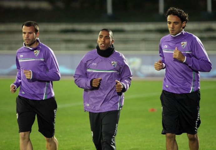 Apoño, Mtiliga y Weligton.