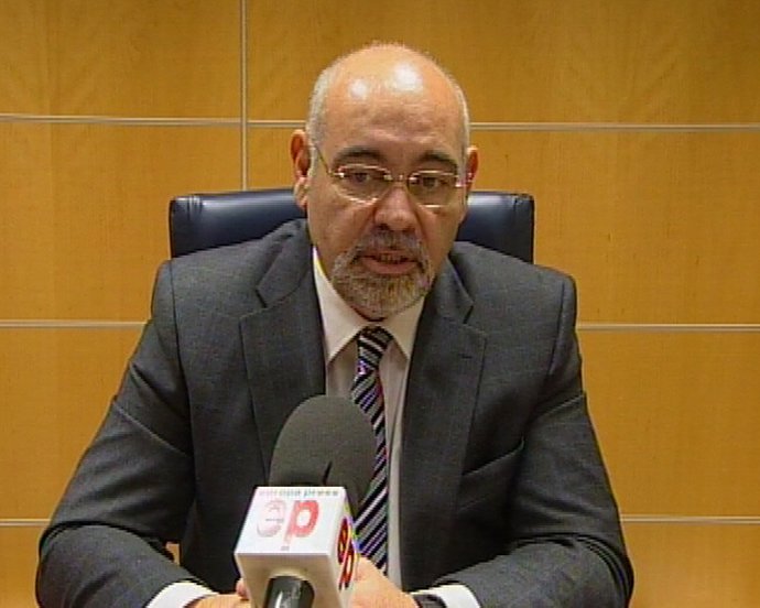 Entrevista al portavoz del PSE, José Antonio Pastor