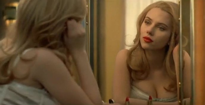 La actriz Scarlett Johansson en el anuncio de 'The One'
