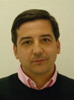 El Diputado Carlos Salvador.