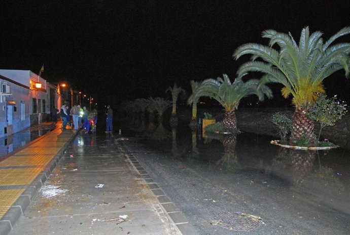 Inundaciones en viviendas y naves industriales