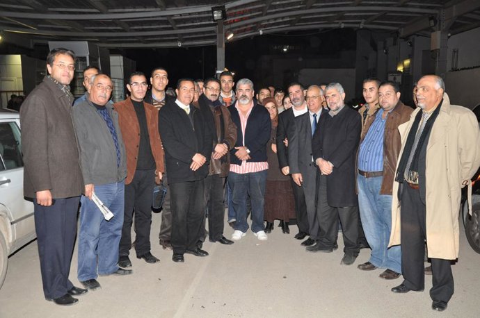 El comité de liberación, detrás de la verja de Melilla