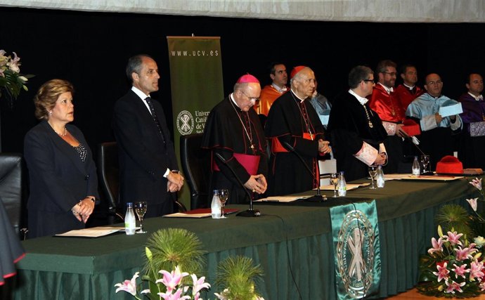El cardenal Cañizares durante su investidura como Doctor Honoris Causa