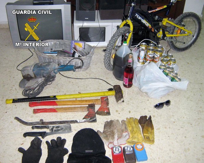 Recuperación de los efectos en Abarán