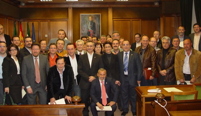 DIPUTACION FOTO Y LISTADO ENTREGA PROTEJA