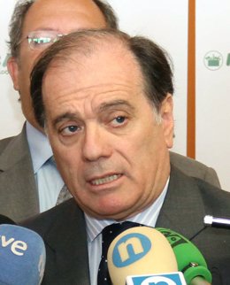 Tomás Villanueva.