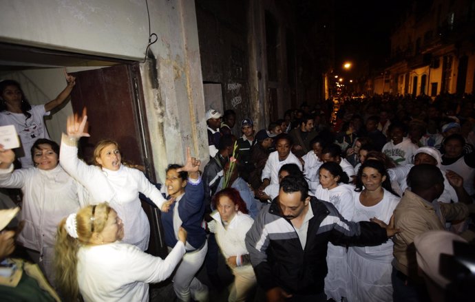 Marcha de las Damas de Blanco el día de los derechos humanos (DDHH)