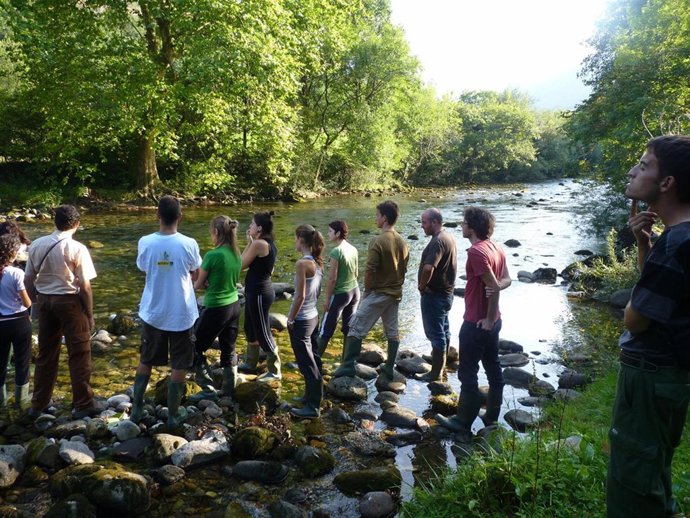 Voluntarios de la FNYH