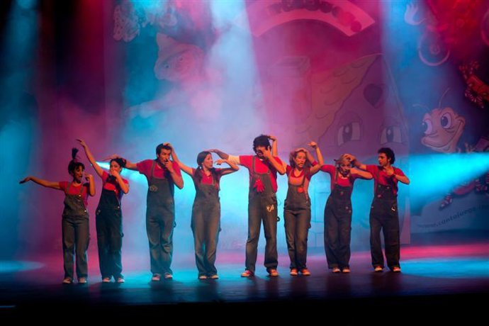 Cantajuego despide el año con el espectáculo 'Una historia navideña'