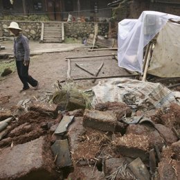 Un terremoto en Sichuan deja 25 muertos y cientos de heridos y desplazados