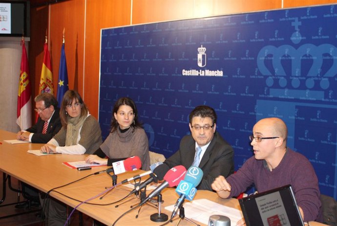 Presentación de la campaña 'Pastillas contra el dolor ajeno'