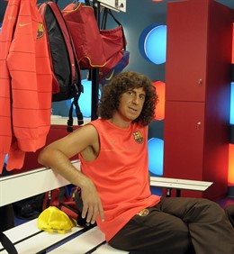 Puyol y Laia Ferrer presentarán las campanadas 2010