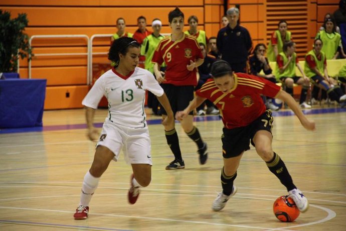 España cae ante Portugal
