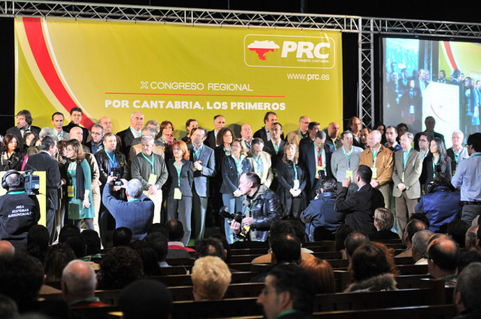 Foto de familia del nuevo Comité Ejecutivo 