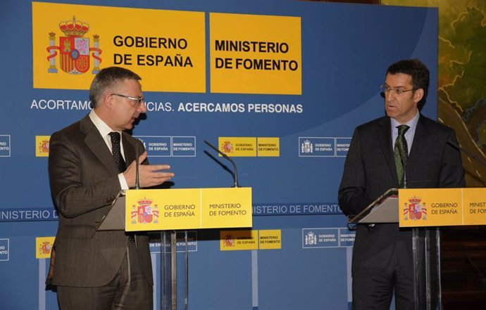 José Blanco y Alberto Núñez Feijóo en la firma del Pacto del Obradoiro